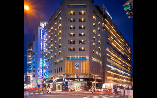 Twinstar Hotel