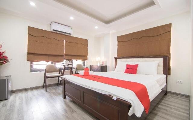 RedDoorz near Pho Co Ha Noi