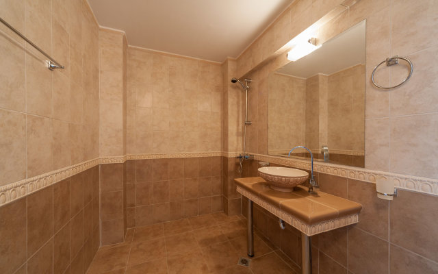 Roel Residence Apartments