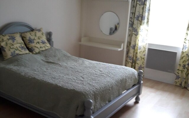 Apartment With 2 Bedrooms in Cambon-lès-lavaur, With Pool Access, Encl