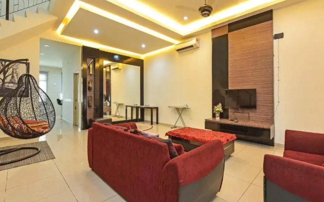 OYO Home 90532 Casa Azlinda Muslim Homestay Ii