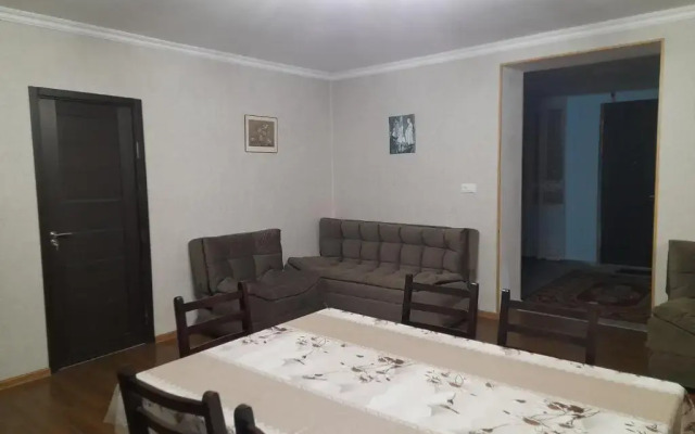Guest Tsibena House in Racha