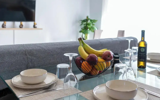 Niman Beachside Apartments