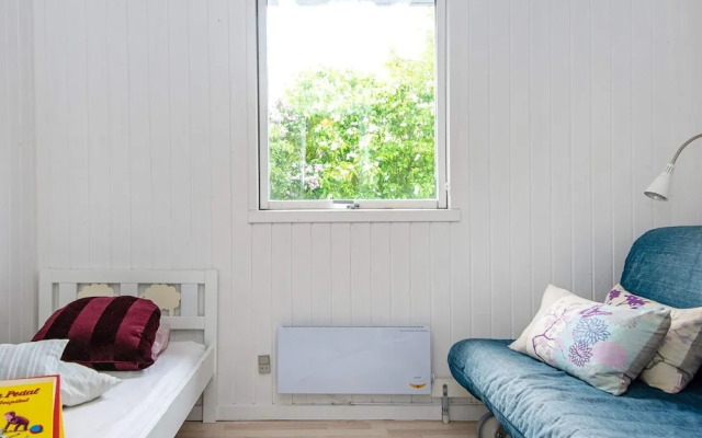 6 Person Holiday Home in Juelsminde