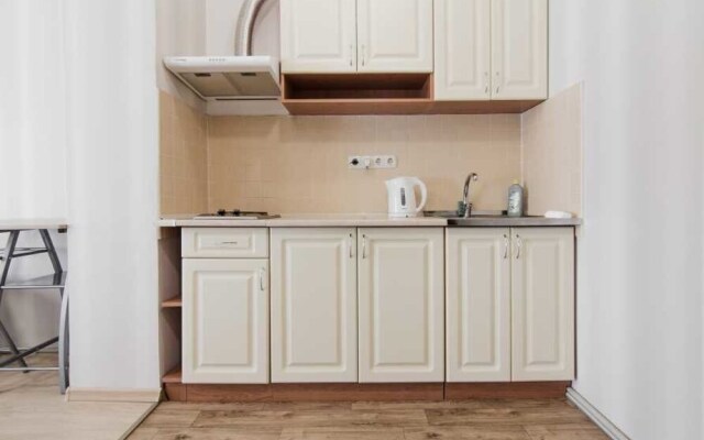 LeonRooms Pokrovskiy 8-4