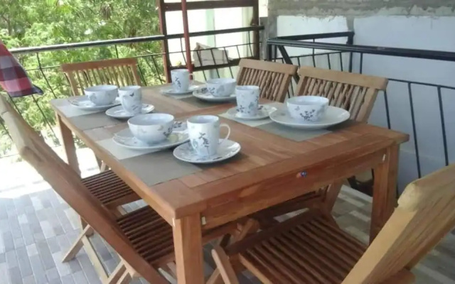 A Unique and Cozy Wholehouse in Babak Samal Island