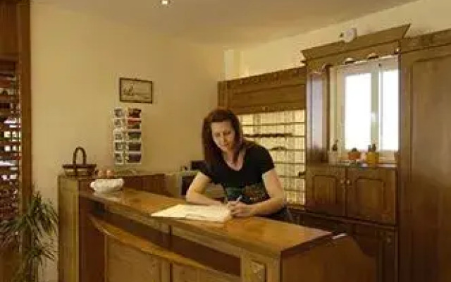 Hotel Klonos - Kyriakos Klonos