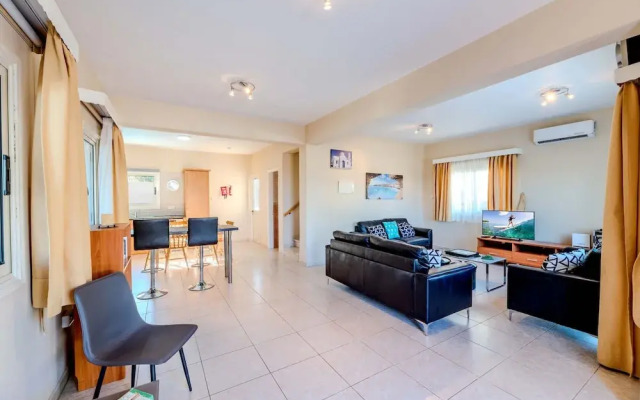 Villa Maria in Protaras