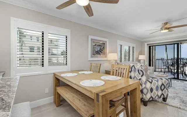Seaside 101: Oceanview 2br/2ba Condo With Pool, Steps To Beach 2 Bedroom Condo