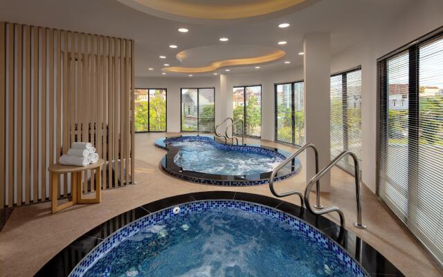 SAM Quang Binh Hotel