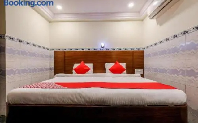 OYO Hotel Sitara Grand