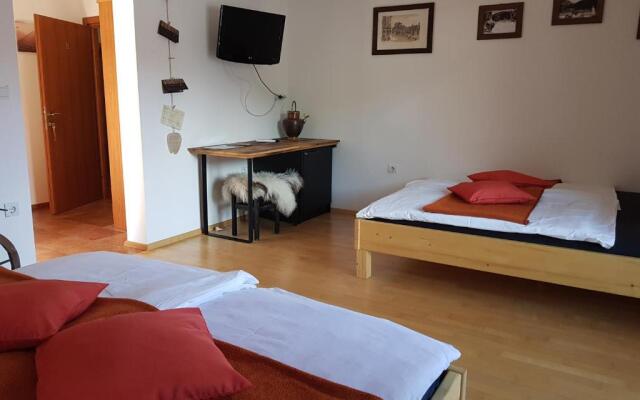 Guesthouse S