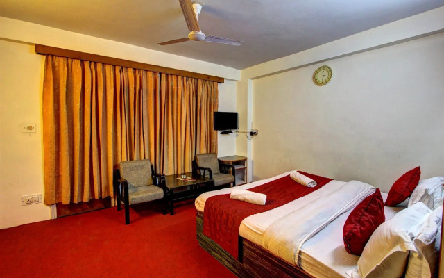 Hotel Monarch Residency