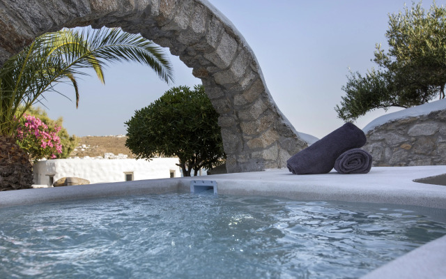 Dreambox Mykonos Suites