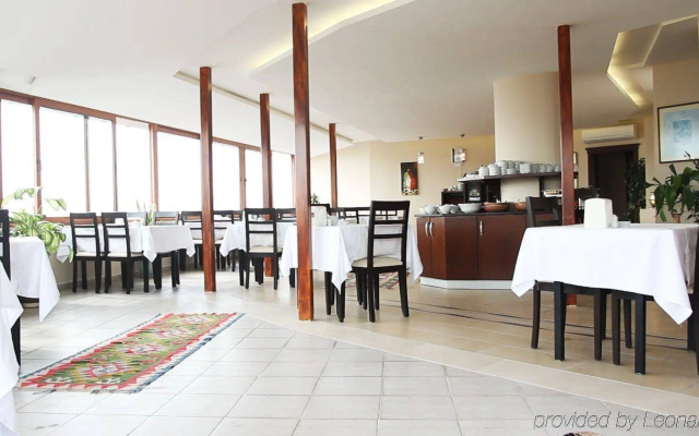 Artefes Hotel Old City