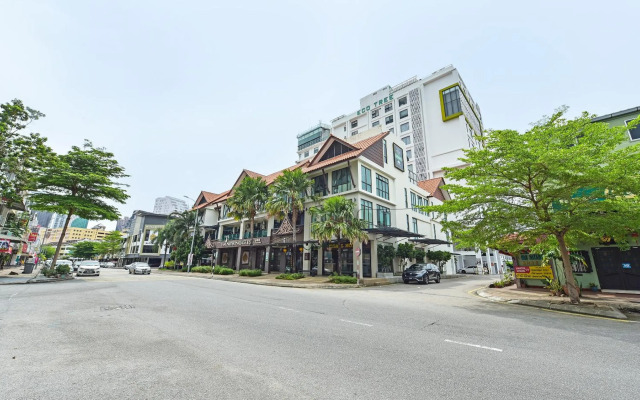 Townhouse Oak Melaka Near Dataran Pahlawan Formerly Ideals Hotel