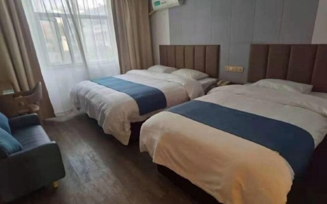 GreenTree Inn Tongling North Yian Road Fortune Plaza Express Hotel – Guest Rooms – Tongling