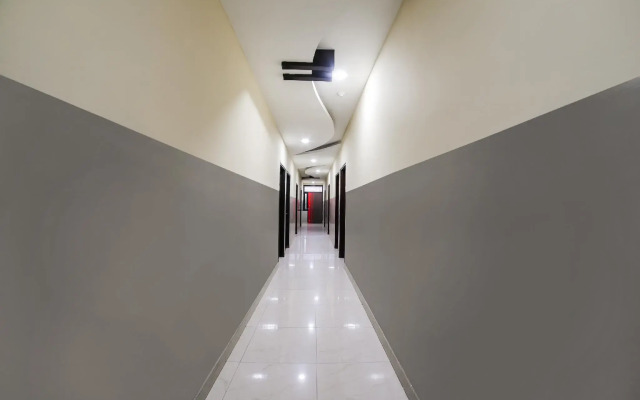 OYO 40536 Hotel Highway Pride