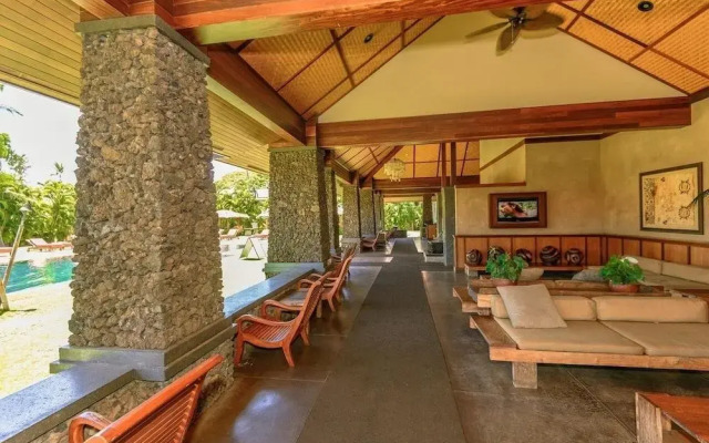 Aina Nalu C107 2 Bedroom Condo by Redawning