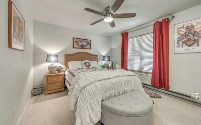 Cloudcroft Townhome on Golf Course w/ Deck!