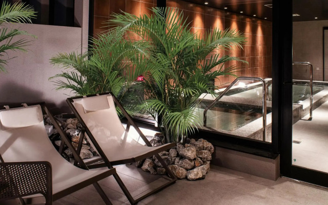 REF Okinawa Arena by VESSEL HOTELS