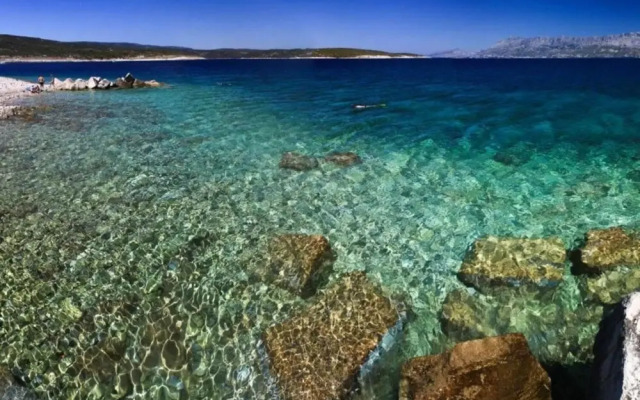 Ennio - 100m From the Beach - A3 Žuti