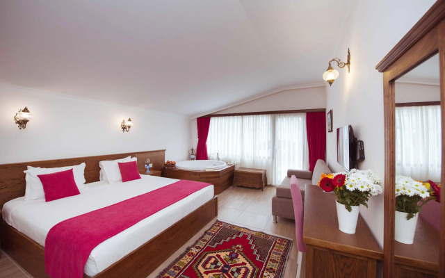 Infinity City Hotel