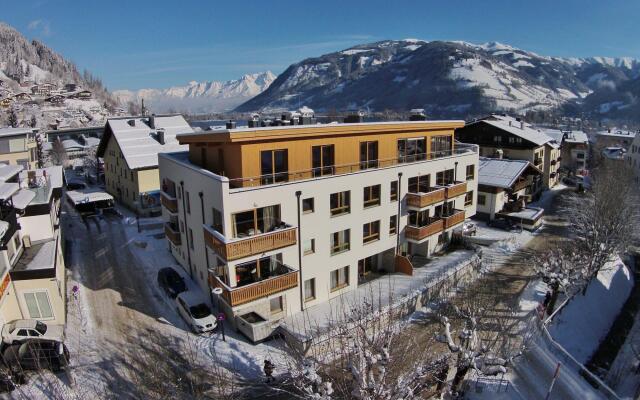 Charming Apartment in Zell am See Near Ski Area