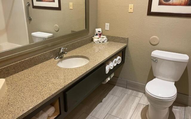 Spark by Hilton La Crosse Onalaska