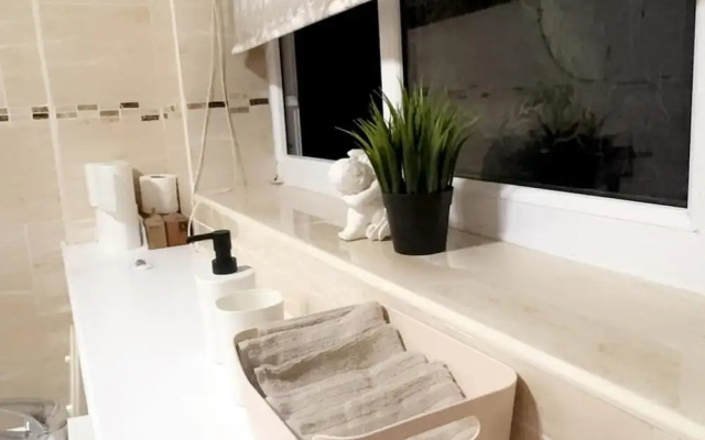 Birmingham Aprt- 2bdr- Sleeps4-close to City