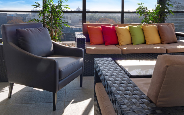 ValueSuites Green Square