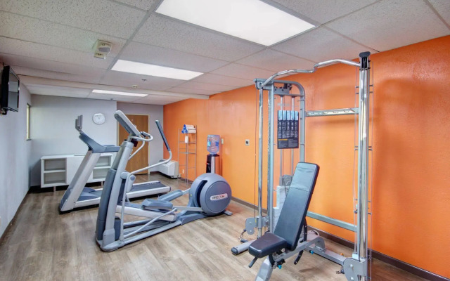 Holiday Inn Express Columbus South - Obetz by IHG