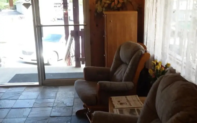 Columbia River Inn