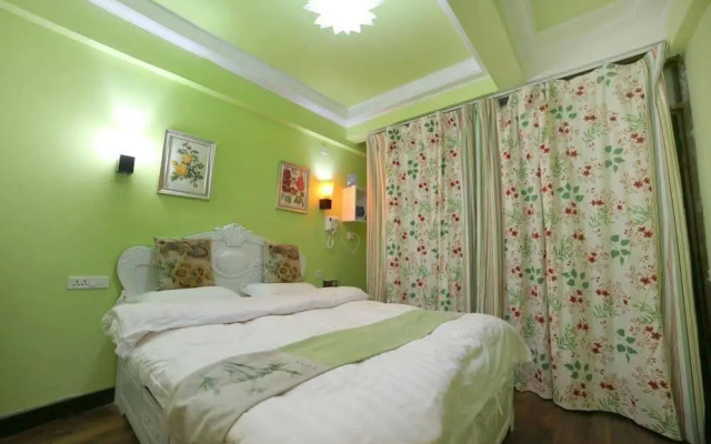 Yangshuo Yisu Xijie Hostel