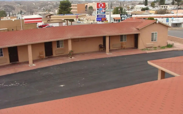 El Rancho Motel