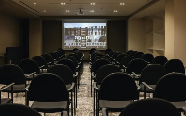 Grand Duka Hotel & Spa
