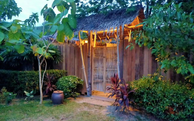 Thap Pala Cottage