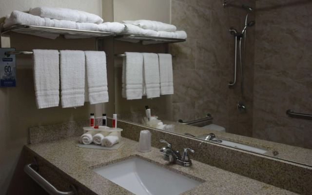 Travelodge by Wyndham Trinidad