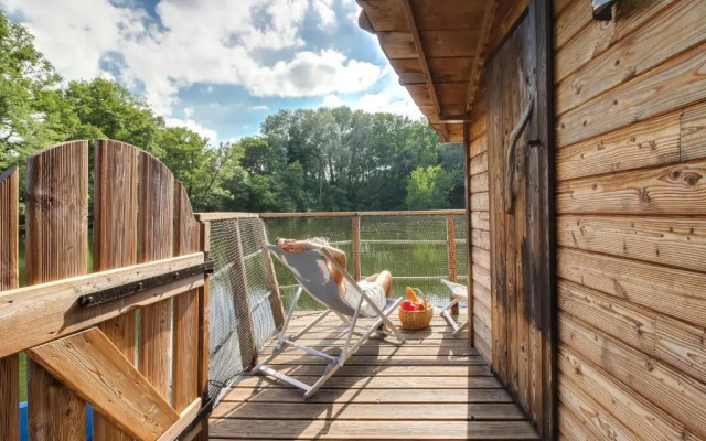 Cabanes du Domaine des Vaulx