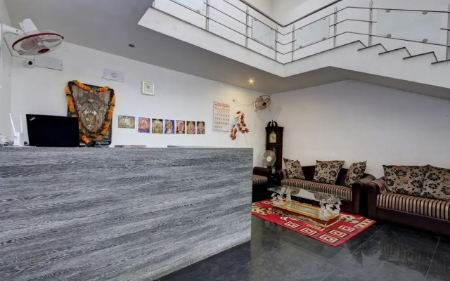 Oyo 46168 Sky Hotels