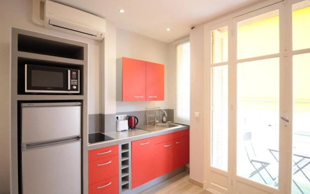 Red studio Buffa