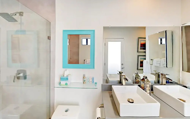 N Nogales - 3 Br Home