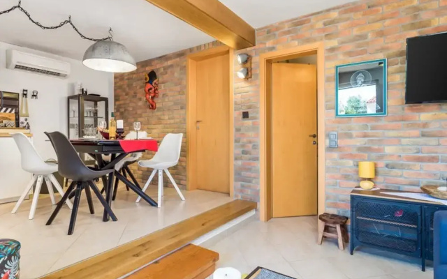 Luxury Rab Apartment With Terrace