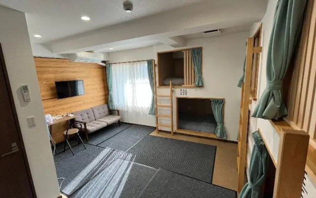 Shimanami guest house Orangenokaze – Guest Rooms – Imabari