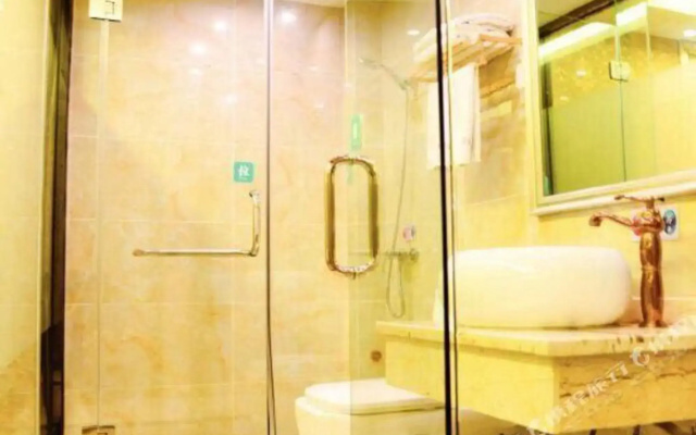 Li Jing Holiday Inn