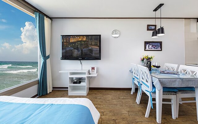 Yangyang Mybeach Pension