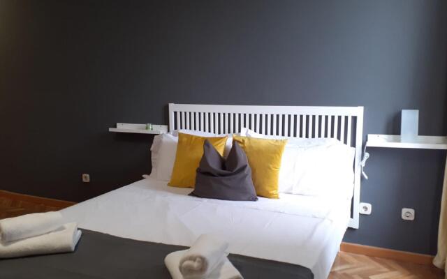 M Abd 13 Studio 4 Pax Latina