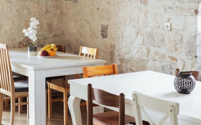 Step to Kotor Bay Guesthouse