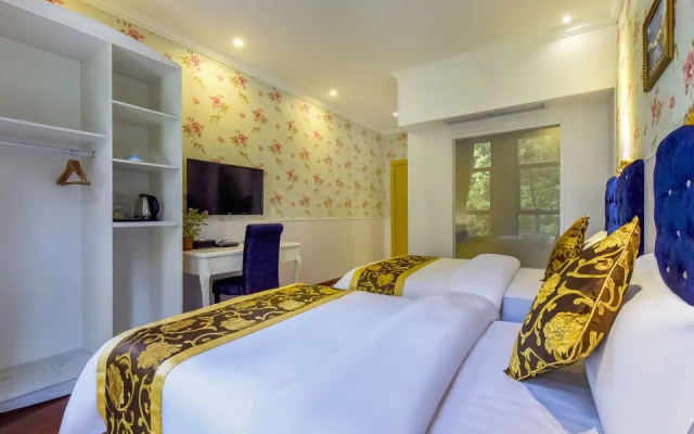 Beisha Hotel – Guest Rooms – Chongqing