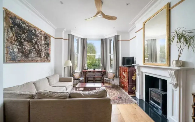 Stunning house near Notting Hill